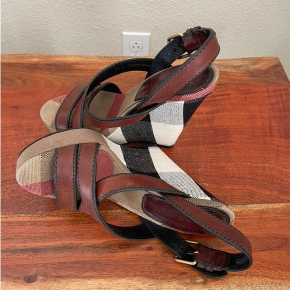 Burberry wedges